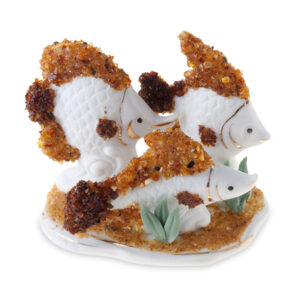 Фигурка «Рыбы белые», янтарь, 85 мм