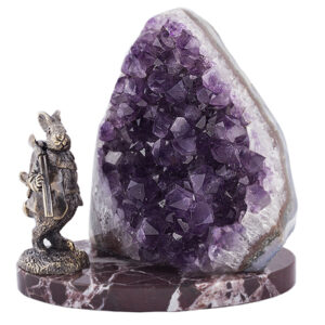 Фигурка «Заяц охотник» из камня аметист, 110 мм