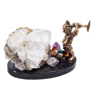 Фигурка «Гном с молотком» Камень кварц