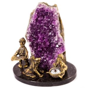 Фигурка «Гном с компасом и собакой» из камней аметист, мрамор, 140 мм