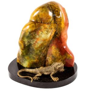 Фигурка «Игуана», камни яшма, долерит, мрамор, 200 мм