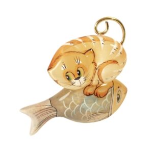 Фигурка «Кот на рыбке», камень селенит