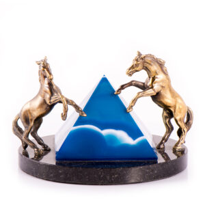 Фигурка «Два коня» из камня агат