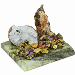 Композиция из камня «Ёжик» Драгоценный камень змеевик, литьевой мрамор