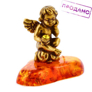 Фигурка «Амур» янтарь