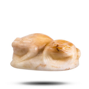 Фигура из камня «Лягушки» Камень ангидрит