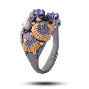 Кольцо «Ракушки», камни аметист, фианит, размер 17,25