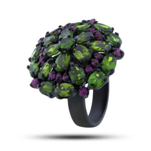 Кольцо, камни цаворит, рубин, размер 17,5