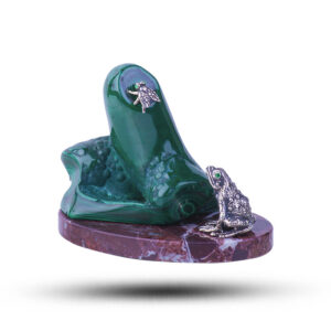 Фигурка из камня «Муха и лягушка» Камень малахит