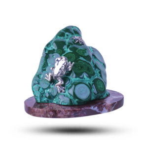 Фигурка из камня «Лягушка и муха» Камень малахит