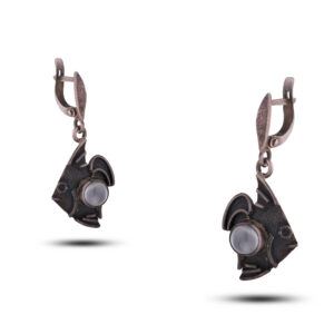 Серьги с камнем