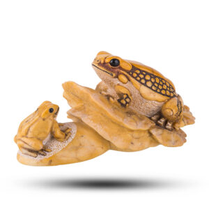 Фигурка из камня «Лягушка с лягушонком»