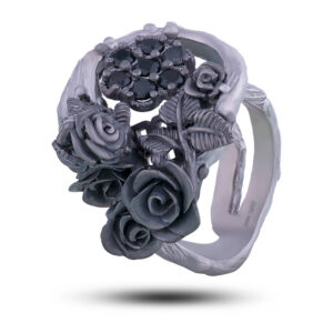 Кольцо «Розы», камень шпинель, размер 17,5