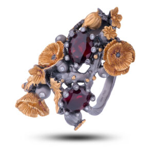 Кольцо «Маки», камни гранат, фианит, размер 17