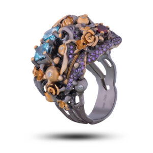 Кольцо, камни гранат, фианит, размер 17,5