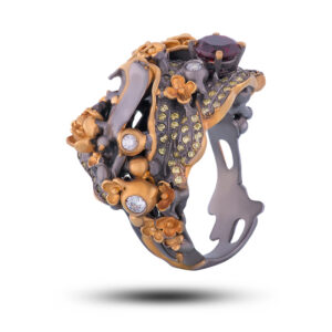 Кольцо, камни гранат, фианит, размер 18