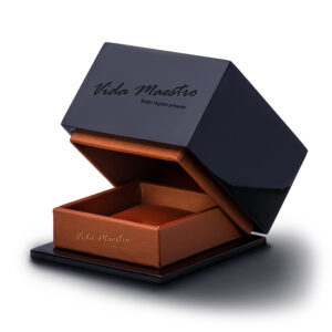 Кольцо «Вероника», камни гранат, хризолит, фианит, размер 18,25