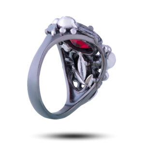 Кольцо «Виктория», камни гранат, фианит, размер 17,75