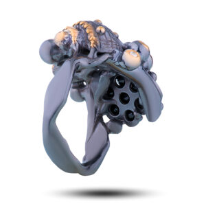 Кольцо «Ракушки», камни гранат, шпинель, фианит, размер 18