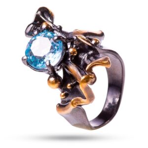 Кольцо «Восторг», камень голубой топаз, размер 17