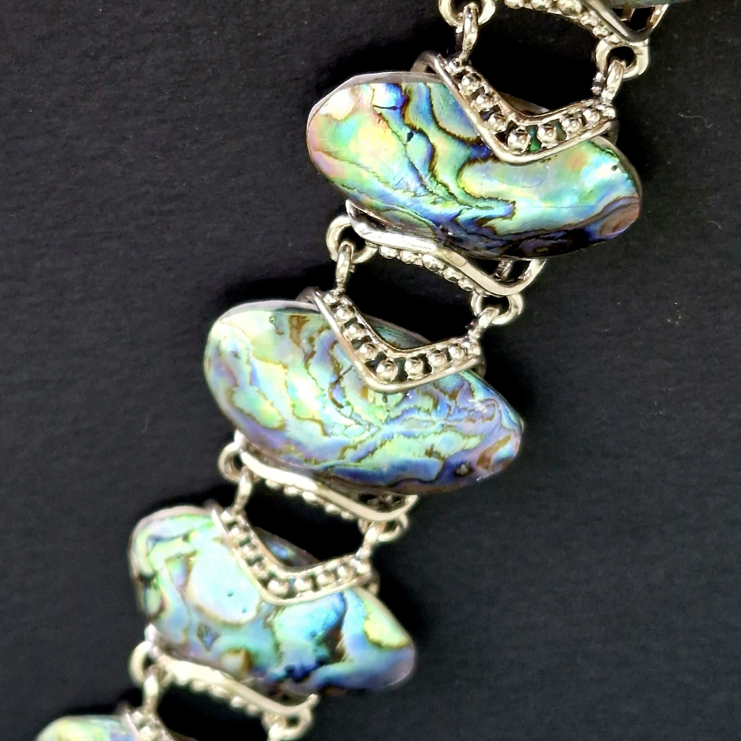 Браслет "6 ракушек", камень перламутр, Арт. НГ-13020