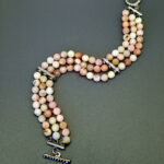 Браслет "Ронда", камень опал перу, 18 см, Арт. АП-17668