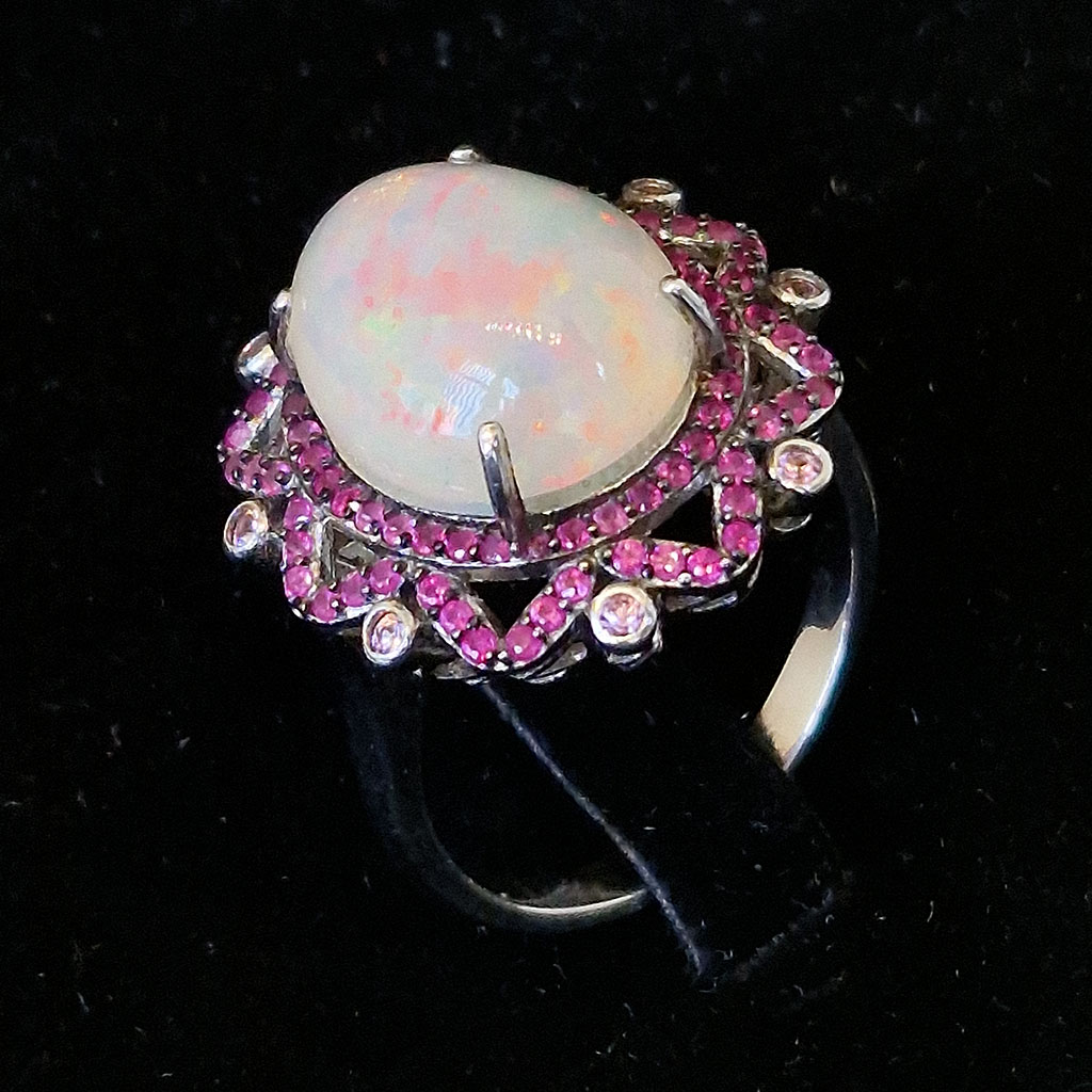 Кольцо НГ-6594, камни опал, шпинель, размер 19,5