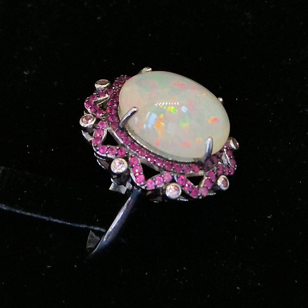 Кольцо НГ-6594, камни опал, шпинель, размер 19,5